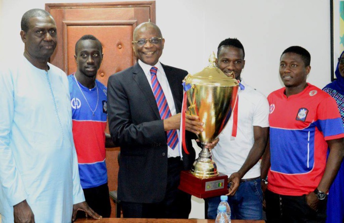 Terrain de la Sicap : NGB a choisi Abdoul Aziz Tall comme interlocuteur auprès du Président Terrain de la Sicap : NGB a choisi Abdoul Aziz Tall comme interlocuteur auprès du Président