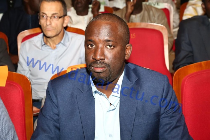 COLLABORATION : Le groupe IAM honore le Directeur de publication de DAKARACTU COLLABORATION : Le groupe IAM honore le Directeur de publication de DAKARACTU