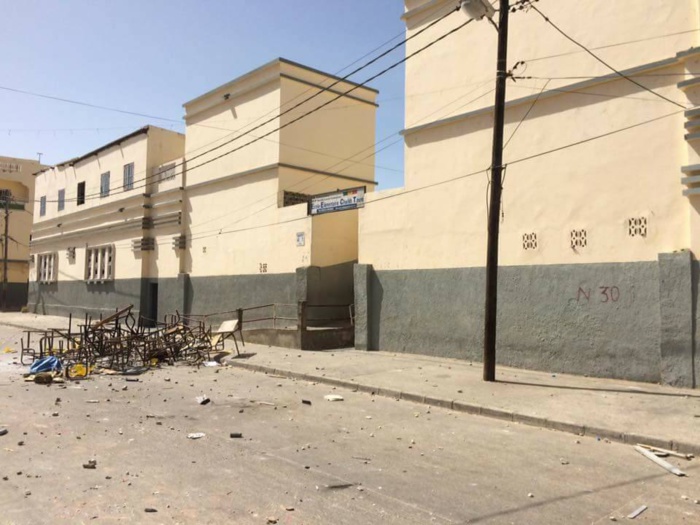 Les images de l'incendie de l’école Cheikou Touré à Guet Ndar Les images de l'incendie de l’école Cheikou Touré à Guet Ndar