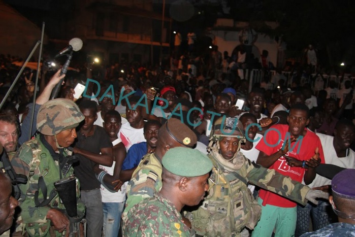  GAMBIE : L'accès au palais présidentiel refusé aux soldats sénégalais de la Cedeao ...(Photos)