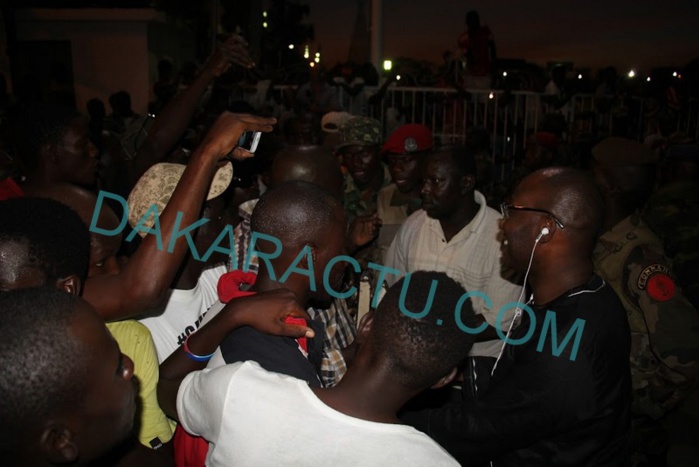  GAMBIE : L'accès au palais présidentiel refusé aux soldats sénégalais de la Cedeao ...(Photos)