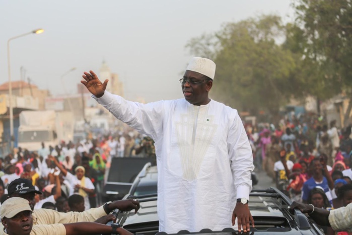TOURNÉE ECONOMIQUE : Les images de l'accueil populaire réservé au Président de la République Macky Sall à Saint-Louis TOURNÉE ECONOMIQUE : Les images de l'accueil populaire réservé au Président de la République Macky Sall à Saint-Louis