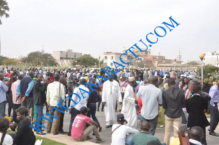 PALAIS DE JUSTICE : Les partisans de Khalifa Sall prennent d'assaut le tribunal de Dakar (IMAGES)