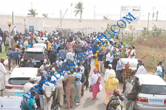 PALAIS DE JUSTICE : Les partisans de Khalifa Sall prennent d'assaut le tribunal de Dakar (IMAGES)