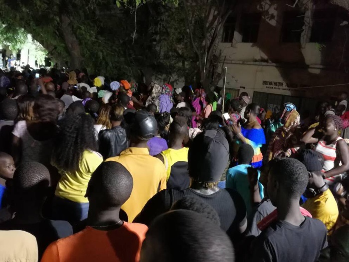 Bamba Fall libéré, ses partisans prennent d'assaut son domicile (IMAGES)