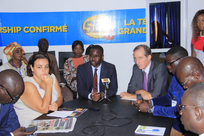 D Media : L’ambassadeur de France se rend chez Bougane (Photos)