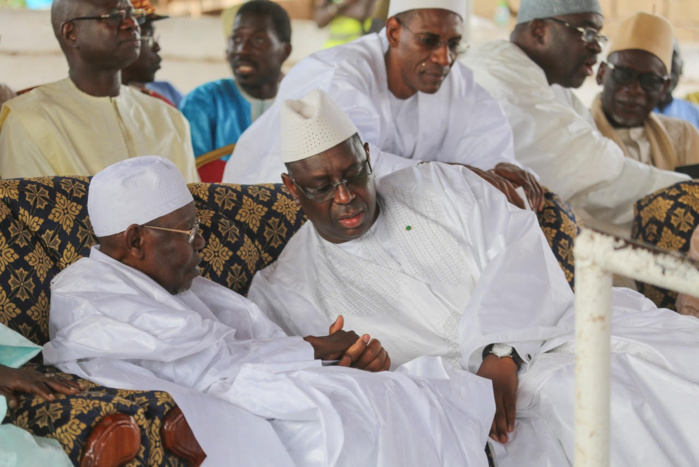 PIRE : Le président Macky Sall a présenté ses condoléances à la famille de Serigne Moustapha Sy (IMAGES) PIRE : Le président Macky Sall a présenté ses condoléances à la famille de Serigne Moustapha Sy (IMAGES)