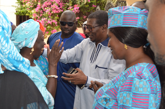 Campagne Législatives : Mary Teuw Niane offre le village de Ngalèle à Macky Sall sur un plateau d’argent.
