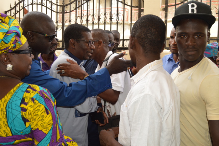 Campagne Législatives : Mary Teuw Niane offre le village de Ngalèle à Macky Sall sur un plateau d’argent. Campagne Législatives : Mary Teuw Niane offre le village de Ngalèle à Macky Sall sur un plateau d’argent.