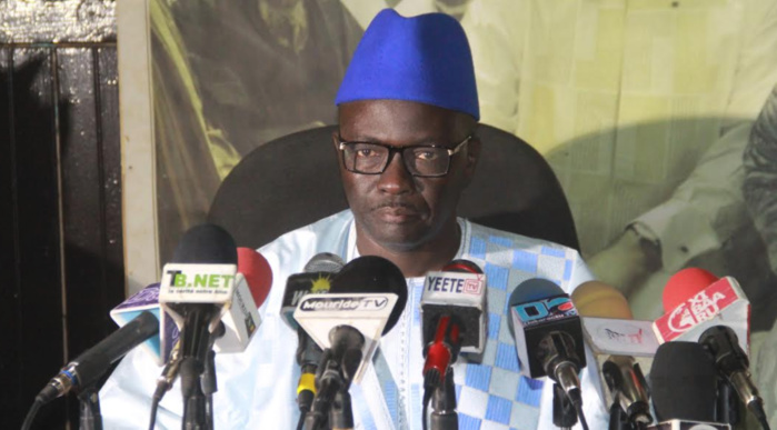 LE CAS ASSANE DIOUF DÉBATTU À TOUBA - Serigne Modou Bara Dolly souhaite des sanctions sévères et accuse Wade et Madické LE CAS ASSANE DIOUF DÉBATTU À TOUBA - Serigne Modou Bara Dolly souhaite des sanctions sévères et accuse Wade et Madické