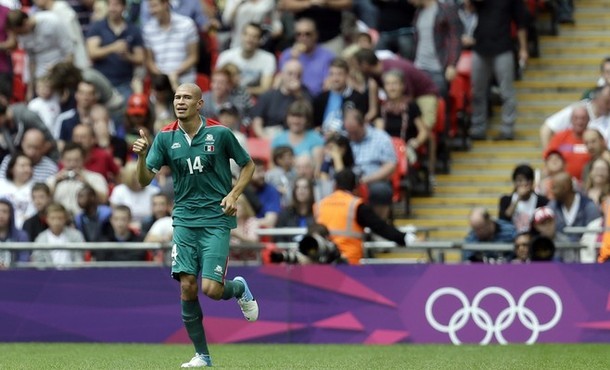 En images: le premier but mexicain contre le Sénégal 