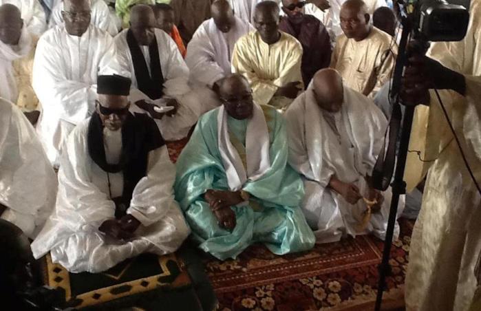Priere d'Aid El Fitr à la Grande Mosquée de Touba (PHOTOS) Priere d'Aid El Fitr à la Grande Mosquée de Touba (PHOTOS)