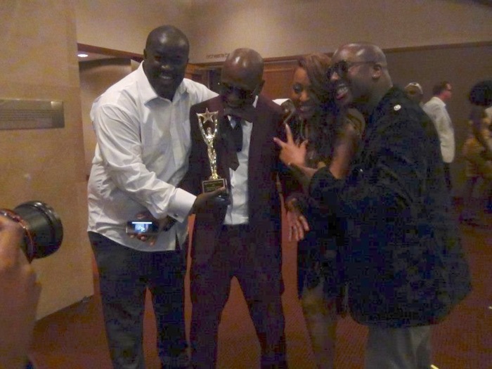 Viviane a remporté le trophée de " PanAfrican Artist Of The Year ", à New York City (Voir les photos de la cérémonie)
