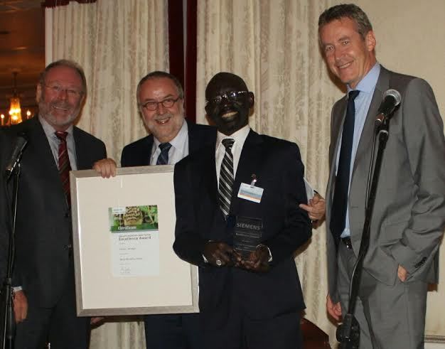 Le PDG de CERTEC-Matériel Médical élu meilleur distributeur de Siemens (Afrique et Moyen Orient) Un fils du Sénégal encore inscrit au tableau d’honneur au niveau international