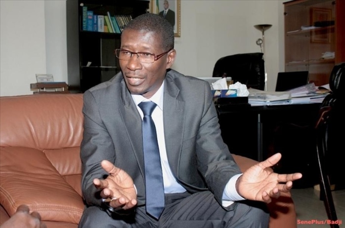 Ecriture de l’Histoire générale du Sénégal des origines à aujourd’hui : Mary Teuw Niane offre 100 millions cfa Ecriture de l’Histoire générale du Sénégal des origines à aujourd’hui : Mary Teuw Niane offre 100 millions cfa