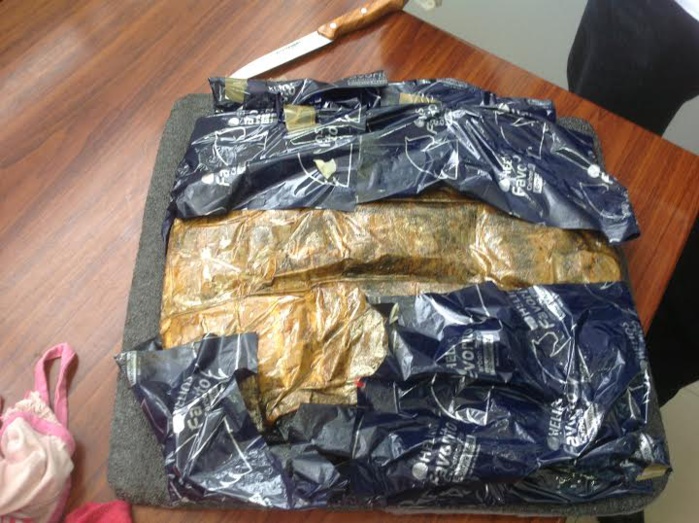 Encore une saisie de 2,06 kg de cocaïne par la Subdivision des Douanes de l’Aéroport Léopold Sédar Senghor.