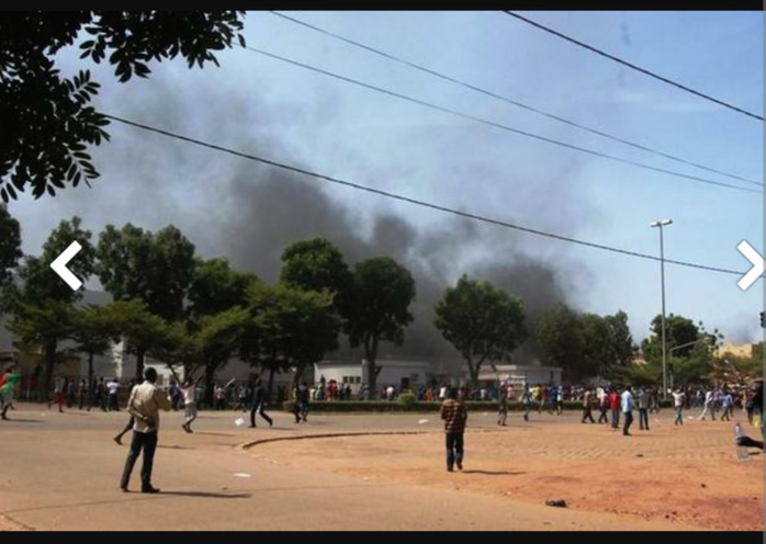 Les images des manifestations au Burkina Faso