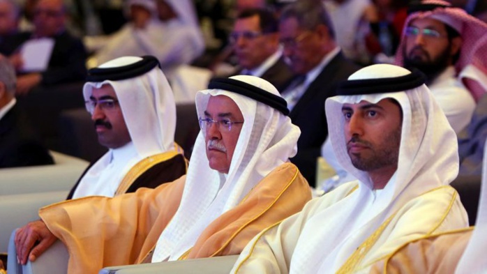 PÉTROLE : l'Arabie saoudite déclare la guerre ouverte aux Américains 