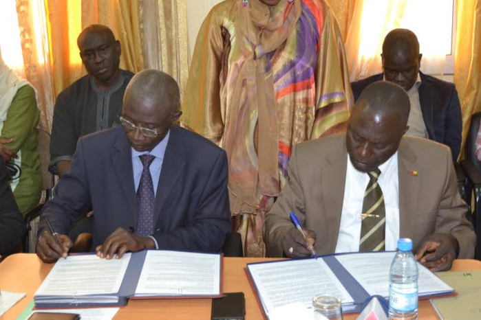 Signature de l'accord de coopération pour le contrôle de la pêche entre le Sénégal et la Guinéee-Bisau.
