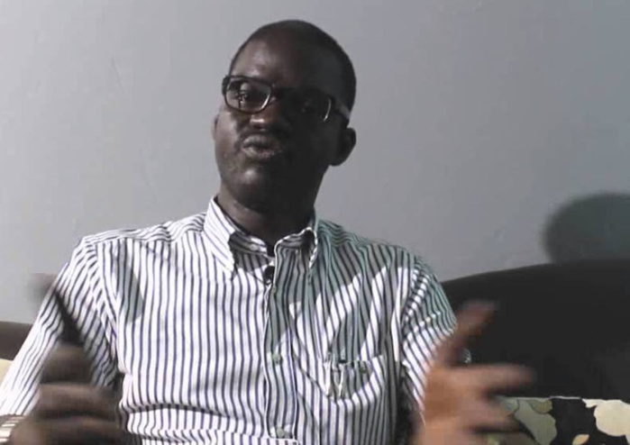 Déboires du MKL en Gambie : Aly Nar N'diaye et Cie libérés après 5 jours au gnouf, 7 heures d'affilée d'interrogatoires au quotidien, avec pain et couscous au menu ... Déboires du MKL en Gambie : Aly Nar N'diaye et Cie libérés après 5 jours au gnouf, 7 heures d'affilée d'interrogatoires au quotidien, avec pain et couscous au menu ...