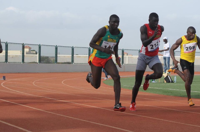 Championnat d'Afrique de l'ouest 2015, le sénégalais Moulaye Sonko remporte  la final du 100m avec un chrono de 10'58.