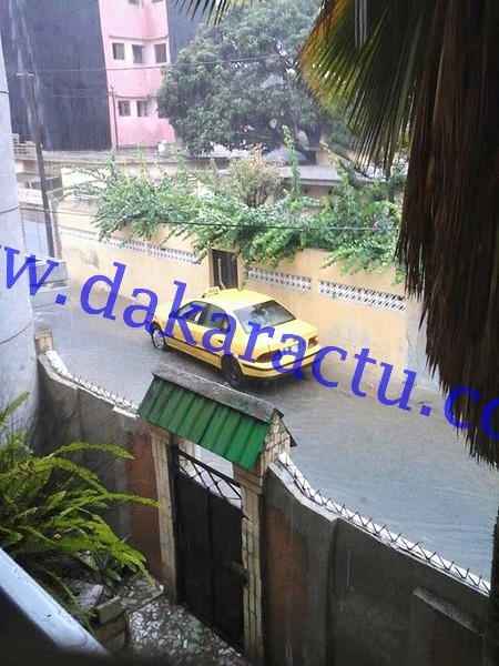 Forte pluie : Beaucoup de quartiers de Dakar déjà sous les eaux (IMAGES)