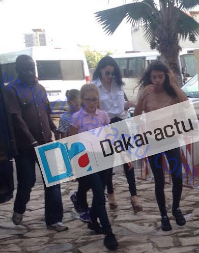 EXCLUSIVITÉ : Voici les images des filles de Karim Wade en vacances au Sénégal 