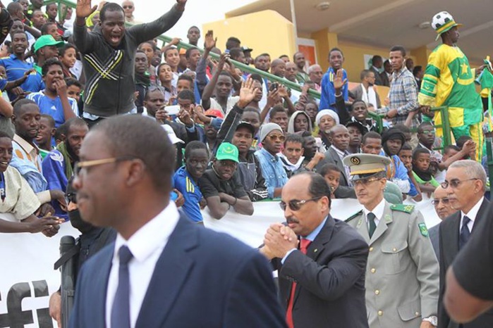 Le président mauritanien montre sa toute-puissance lors d’un match de football