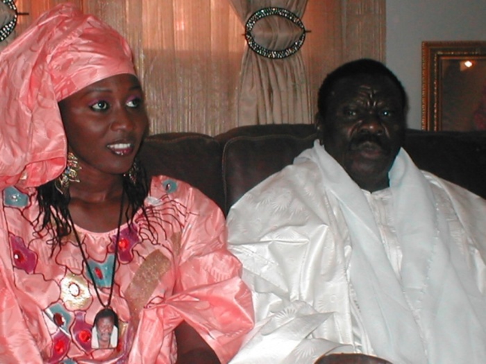 EXCLUSIF : Cheikh Béthio Thioune élève sa femme Déthié Pène au grade de "Cheikh"