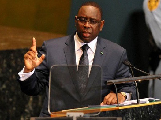 LUTTE CONTRE L’ÉMIGRATION CLANDESTINE : Macky Sall demande aux pays de l’Union Européenne de faciliter l’octroi des visas aux africains LUTTE CONTRE L’ÉMIGRATION CLANDESTINE : Macky Sall demande aux pays de l’Union Européenne de faciliter l’octroi des visas aux africains