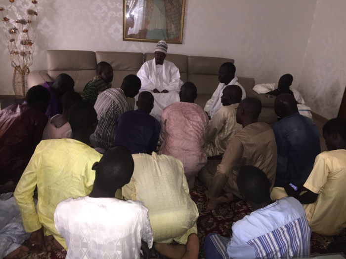 Solution à la Crise scolaire : Serigne Bassirou Abdou Khadre Mbacké reçoit l'intersyndicale des enseignants Solution à la Crise scolaire : Serigne Bassirou Abdou Khadre Mbacké reçoit l'intersyndicale des enseignants