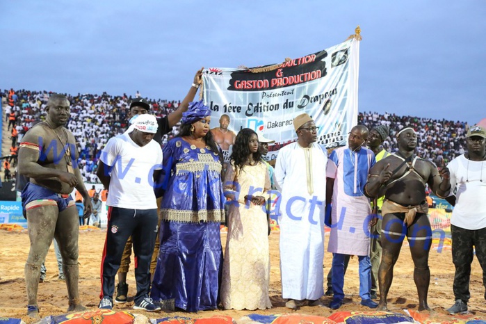 DRAPEAU DAKARACTU - Baye Mandione domine mais... ne gagne pas DRAPEAU DAKARACTU - Baye Mandione domine mais... ne gagne pas