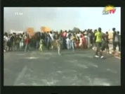 Manifestation du m 23à kaolack contre la candidature de Me Wade.flv