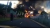 Afrique du Sud: images d'un incendie après l'explosion d'un camion-citerne