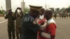 La Côte d'Ivoire décore ses 49 soldats anciennement emprisonnés au Mali