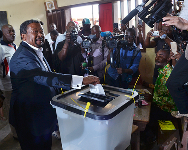 Gabon : les partisans de Jean Ping ont « peur de se faire voler leur victoire » (Jeune Afrique)