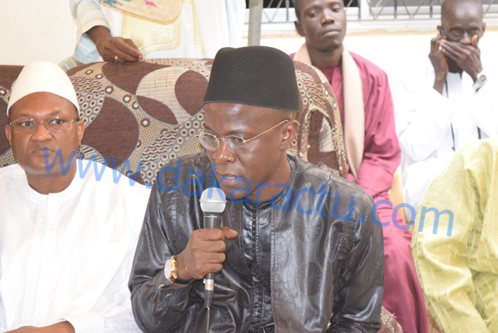 Condoléances : Macky fait pleurer Ablaye Mbaye Pekh ( IMAGES ) Condoléances : Macky fait pleurer Ablaye Mbaye Pekh ( IMAGES )