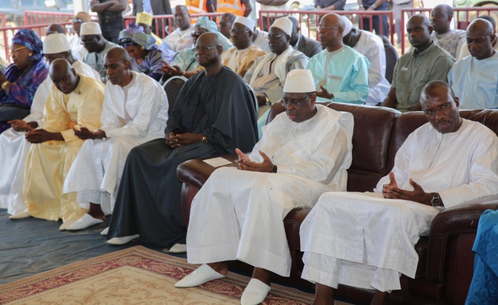 RUFISQUE : Le président Macky Sall a présenté ses condoléances à la famille de Me Mbaye Jacques Diop