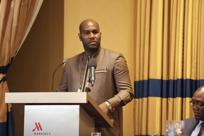 IMAGES : Le président Macky Sall rencontre les Sénégalais vivant au Canada IMAGES : Le président Macky Sall rencontre les Sénégalais vivant au Canada