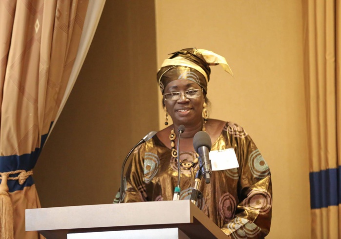 IMAGES : Le président Macky Sall rencontre les Sénégalais vivant au Canada IMAGES : Le président Macky Sall rencontre les Sénégalais vivant au Canada