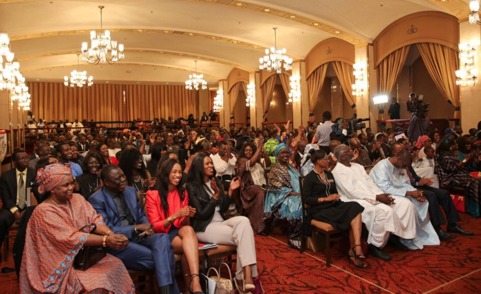 IMAGES : Le président Macky Sall rencontre les Sénégalais vivant au Canada IMAGES : Le président Macky Sall rencontre les Sénégalais vivant au Canada