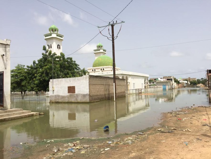 TOUBA - ALERTE MAXIMALE : La mosquée de Serigne Saliou menace ruine à cause des inondations