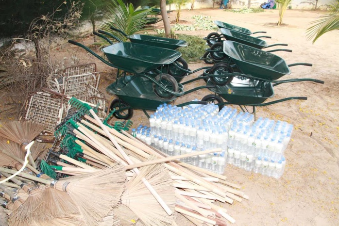 And Defar Sunu Gox spécial Magal de Touba : Pour lutter contre l’insalubrité et améliorer le cadre de vie dans la Commune de Touba And Defar Sunu Gox spécial Magal de Touba : Pour lutter contre l’insalubrité et améliorer le cadre de vie dans la Commune de Touba