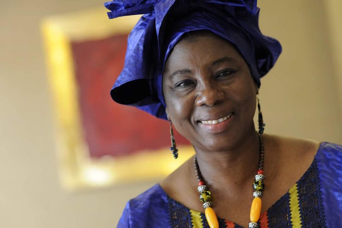 Gambie : Isatou Touray la première femme candidate à la présidentielle se retire de la course