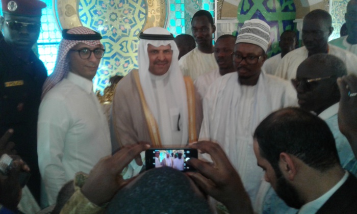 L’AMBASSADEUR SAOUDIEN AU KHALIFE DE TOUBA :« Tous les pays du monde ont une responsabilité commune à combattre l'extrémisme et le terrorisme » L’AMBASSADEUR SAOUDIEN AU KHALIFE DE TOUBA :« Tous les pays du monde ont une responsabilité commune à combattre l'extrémisme et le terrorisme »