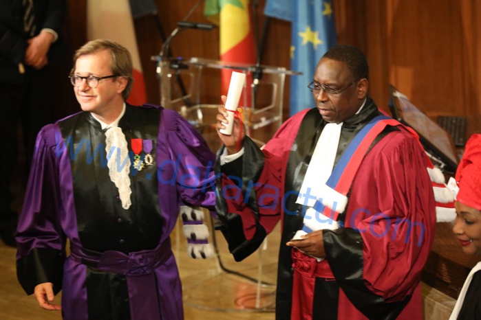 LES IMAGES DE LA RÉCEPTION DU PRÉSIDENT MACKY SALL AU CONSERVATOIRE NATIONAL DES ARTS DE PARIS ET A MATIGNON