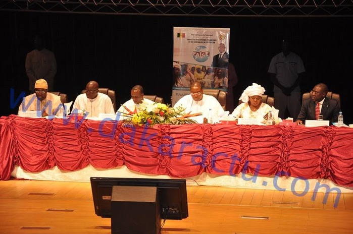 Les images de la cérémonie de remise de cheques aux bénéficiaires du fonds d'appui à l'investissement des sénégalais de l'extérieur