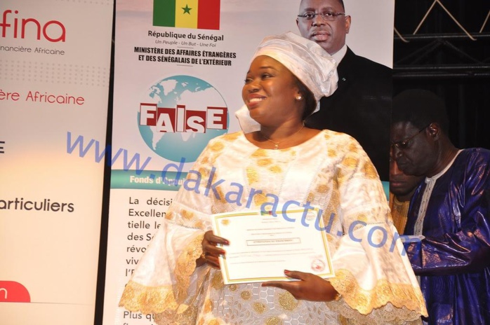 Les images de la cérémonie de remise de cheques aux bénéficiaires du fonds d'appui à l'investissement des sénégalais de l'extérieur