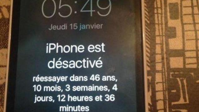 Un iPhone bloqué pendant "46 ans, 10 mois, 3 semaines, 4 jours..."