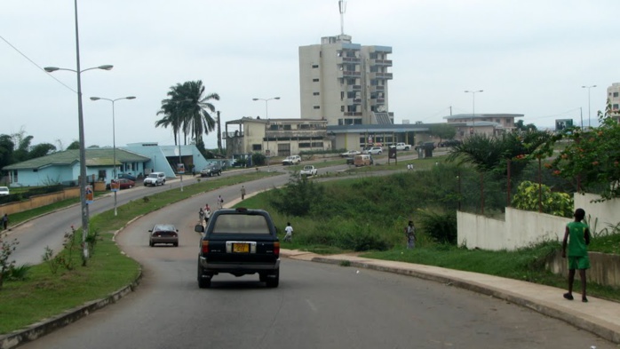 (REPORTAGE) Carnet du voyageur : dans les nuits chaudes de Franceville (REPORTAGE) Carnet du voyageur : dans les nuits chaudes de Franceville